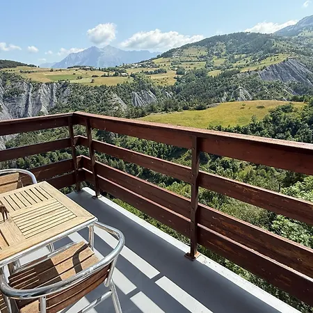 T2 Au Coeur Du Sauze * Enchastrayes