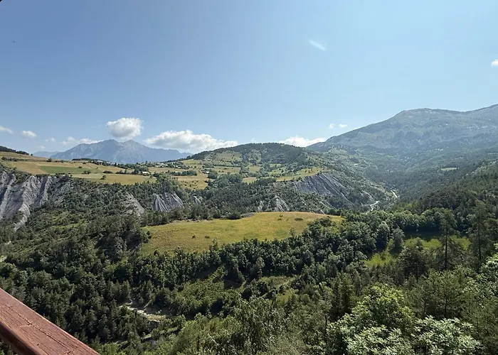 T2 Au Coeur Du Sauze Enchastrayes