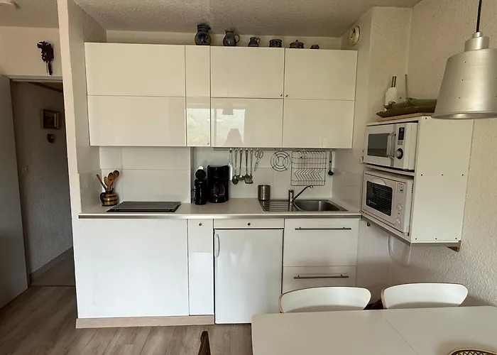 T2 Au Coeur Du Sauze Apartment Enchastrayes